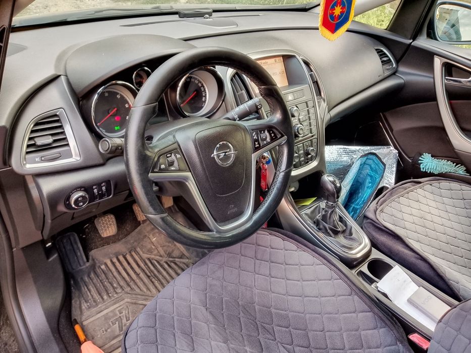 OPEL Astra 2011 — imagine 5