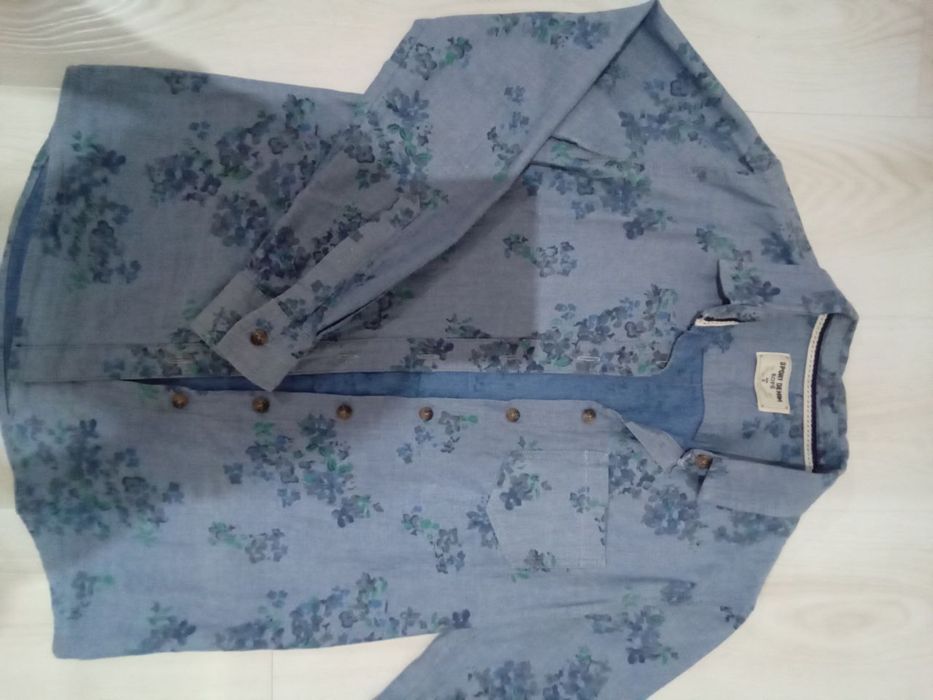 Абстрактная рубашка