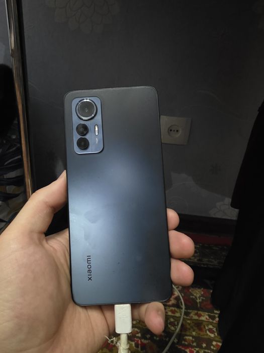 Xiaomi 12 lite sotiladi