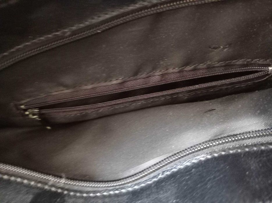 Черна дамска чанта от еко кожа