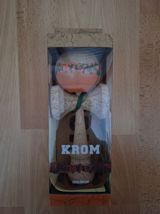 Kendama KROM Equilibrium