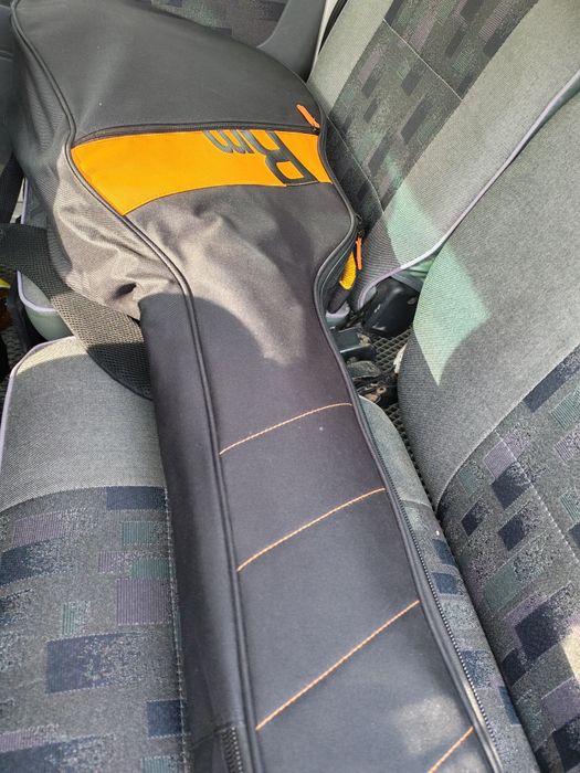 Гитара почти новая