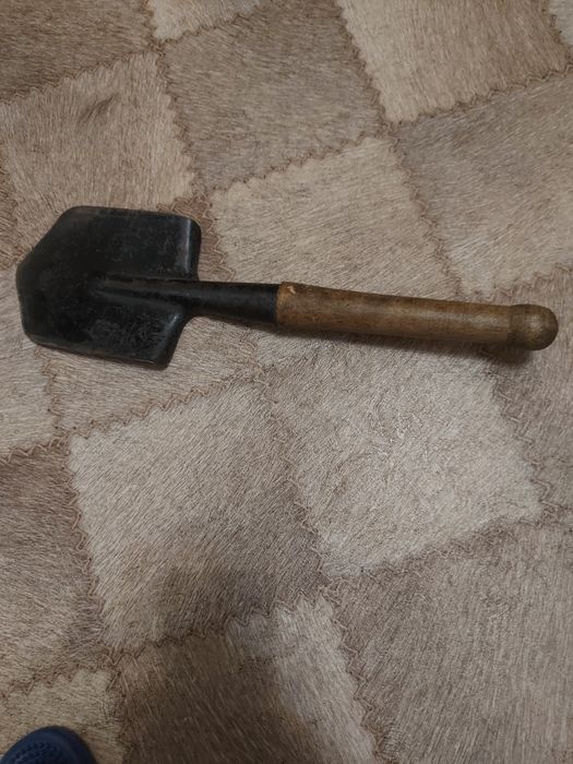 Продаётся маленькая штикавая лапатка