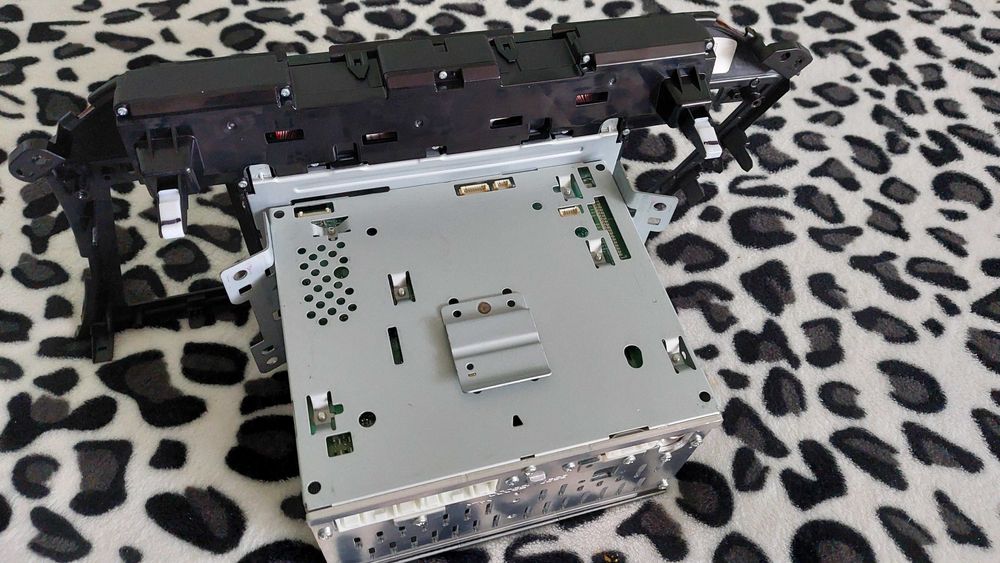 Hyundai elantra VI din Anul  2015 - 2018   Vand   Media  de 6,5 ingh