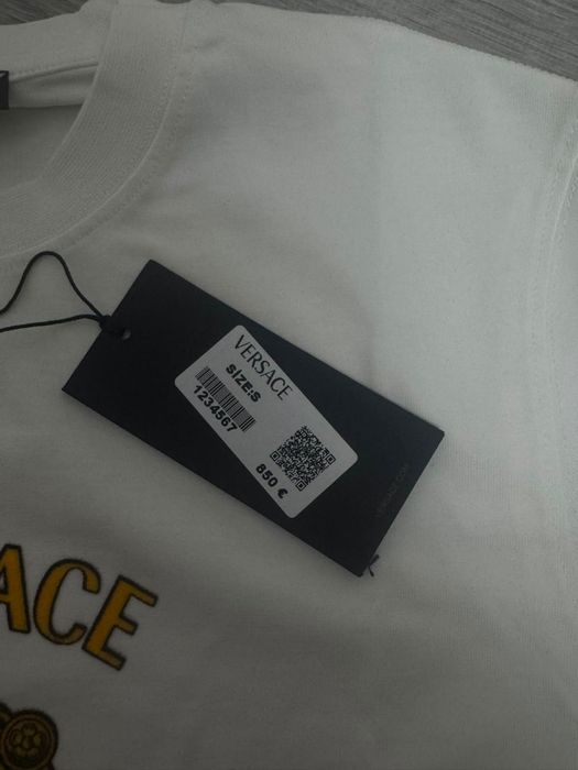 Tricou Versace.