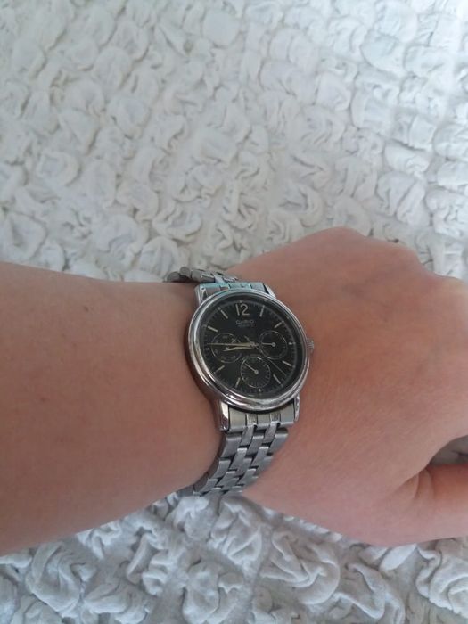 Часы японские!!!