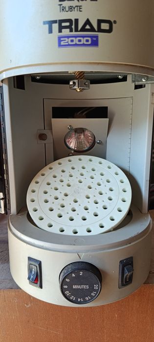 Dentsply Triad 2000 стоматологический аппарат