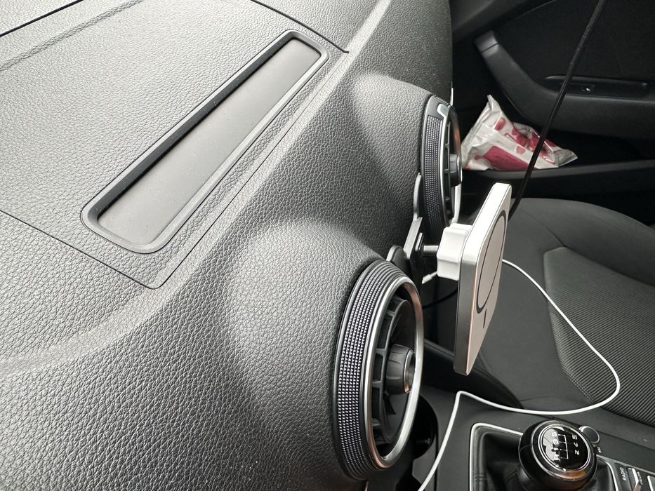 Suport Telefon pentru Audi A3 8V / Q1 / A1 2012-2020