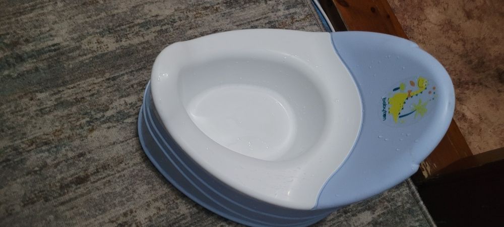 Продам горшок деткий