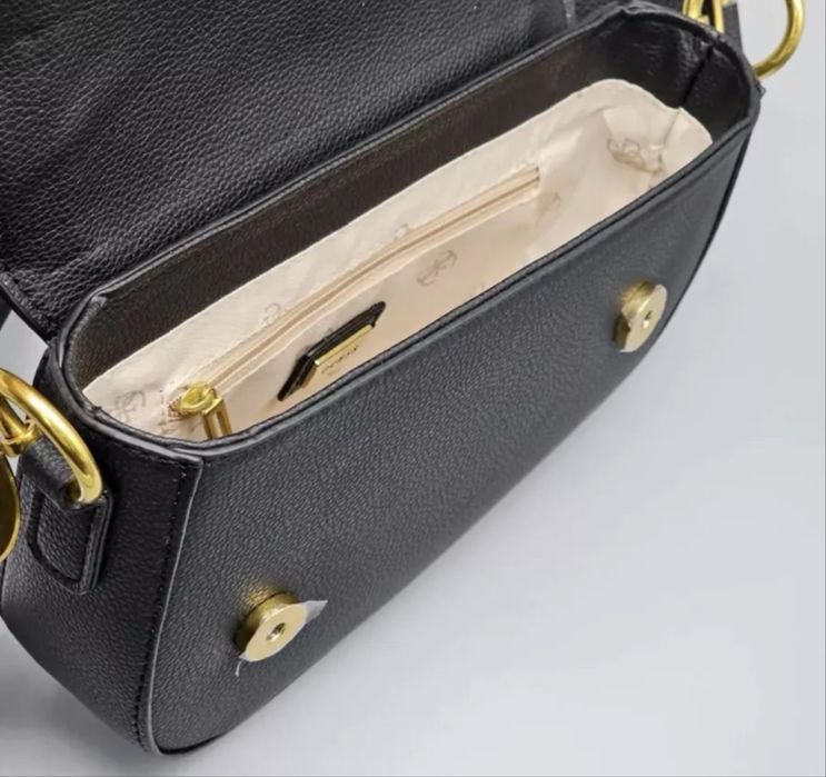 Брендовая сумка Guess