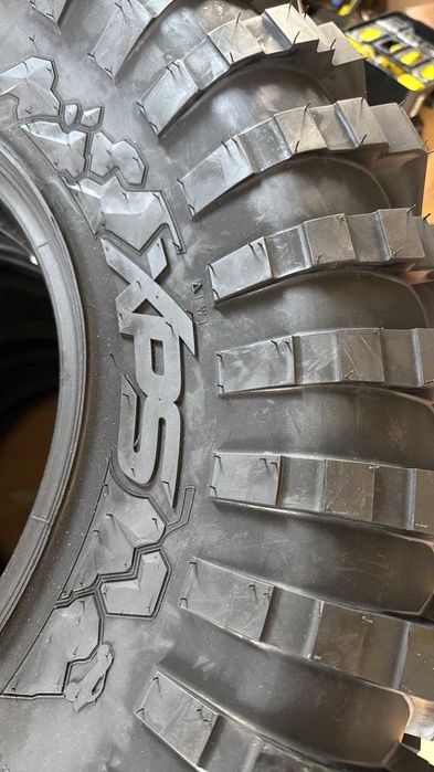 НОВИ  гуми Can-Am Maverick R XPS 35x10x16 - 4 бр