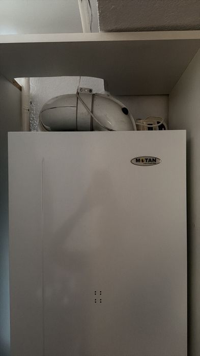 Centrală termică MOTAN START BT 24 kW + tub evacuare – ca noua