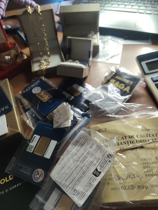 Aur și argint de  investii