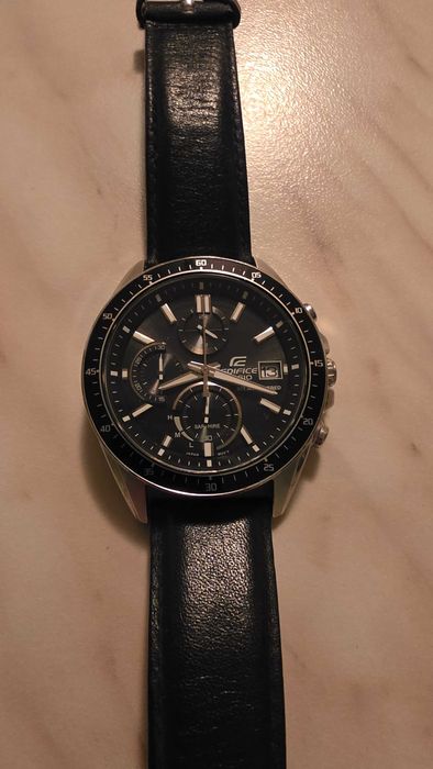 Продавам Casio edifice соларен