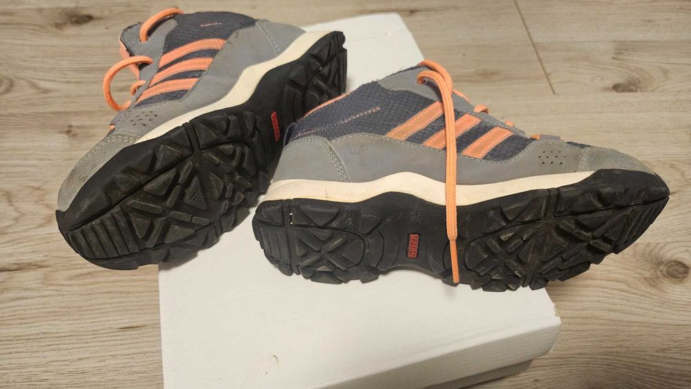 Детски зимни обувки адидас