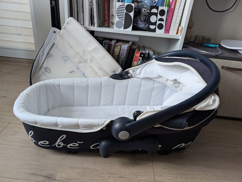 Продавам детска количка CAM fluido 3 в 1