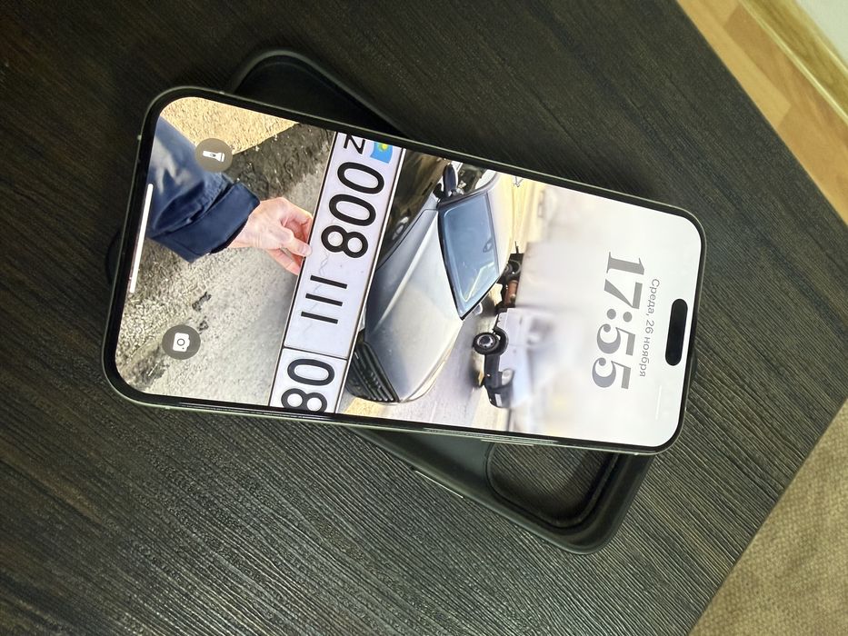 Срочна продам айфон 15 про макс 256gb