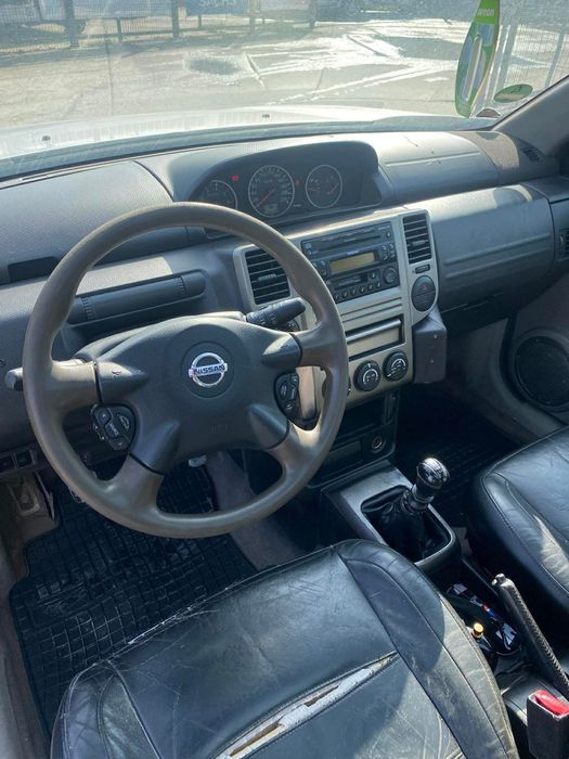 Xtrail 2007- full option- 2.2 diesel. Masina se vinde doar cu perfectarea actelor.
Geamuri electrice,
Clima functionala
Xenon
Trapa functionala 
4x4 d
