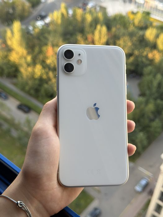 Iphone 11 128гб в хорошем состоянии