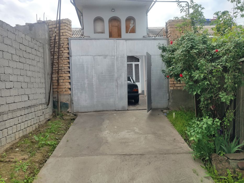 Продаётся участок 12 соток земли в городе Ташкенте 68.000$ за сотку