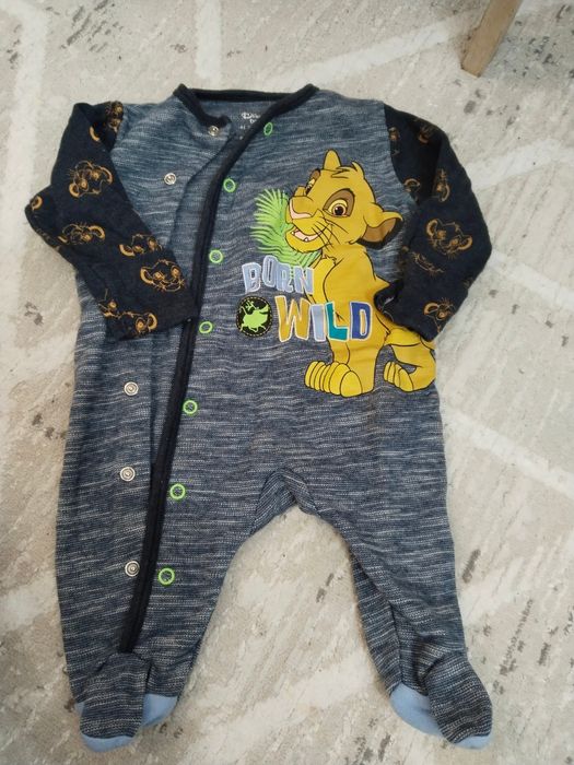 Продам детские вещи