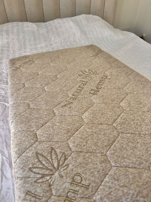 Ортопедичен матрак за бебе / кошара