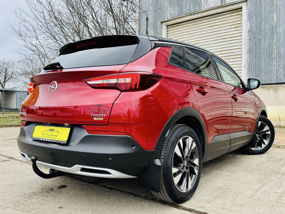 Opel Grandland X Business Edition, 132000 km, panoramic, camera 360