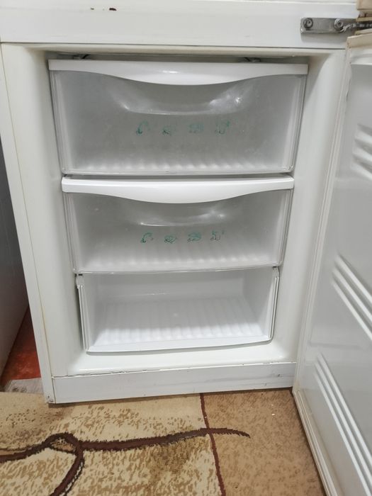 Холодильник Самсунг б/у