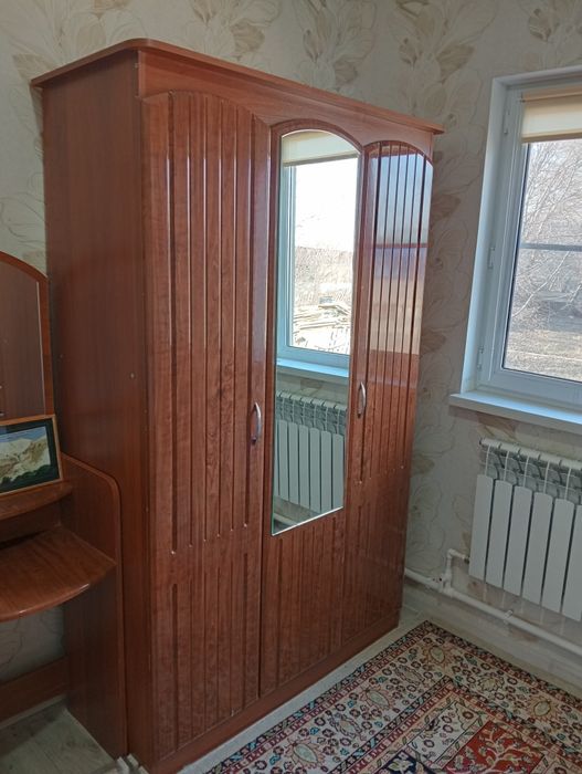 Продам шкаф для одежды