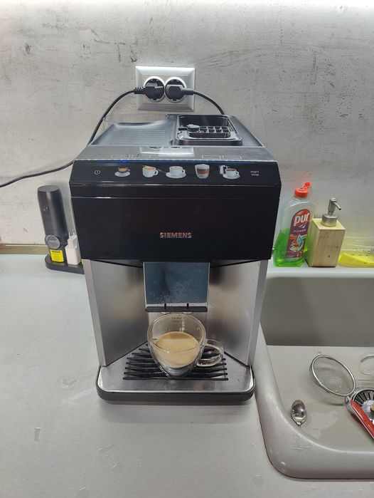Кафе автомат Siemens eq500