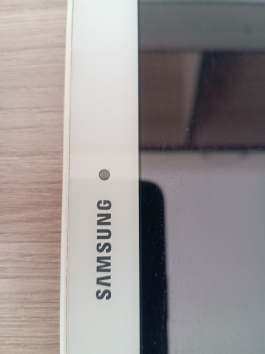 Продам Samsung Galaxy Tab E SM-T561