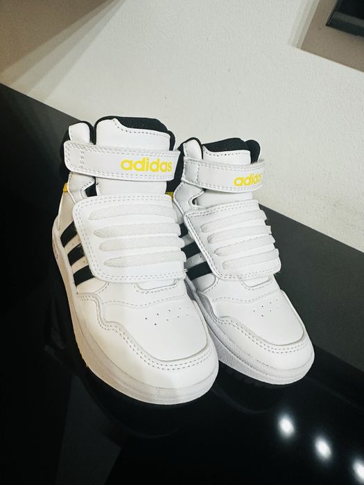 Incaltaminte marimea 25,5