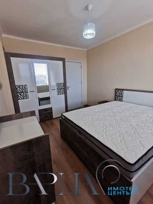 Дава се под наем Двустаен апартамент в Варна, Център - 75 кв.м за 484.5 € - Снимка #9