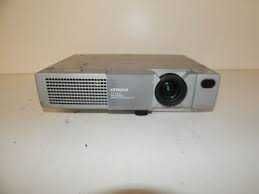 PROJECTOR - HITACHI\\ CP-S225\\ Холати янги\\ Лампаси-300 соат ишлаган