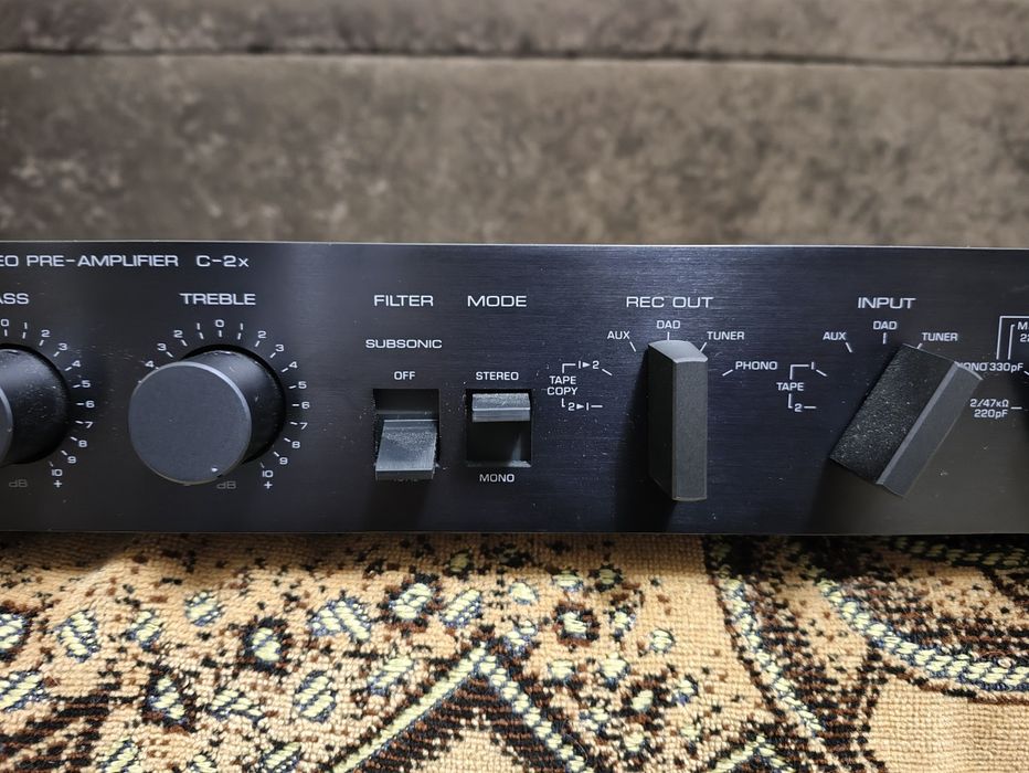 Предварительный усилитель Yamaha C-2X