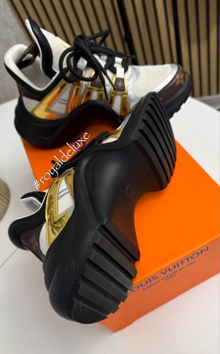 Stoc Adidasi dama Louis Vuitton