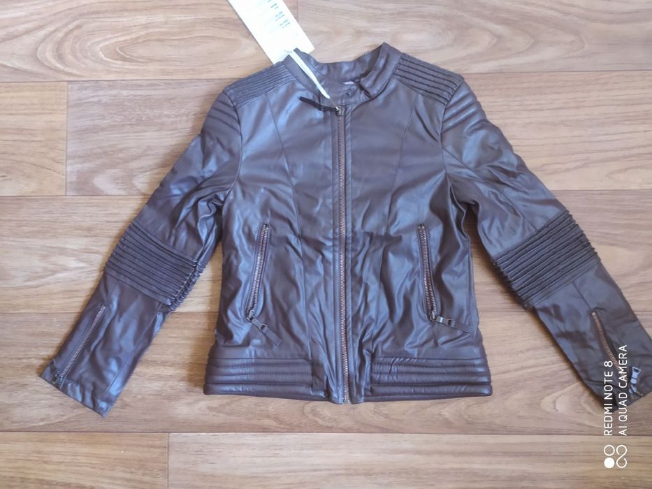 Куртка на девочку