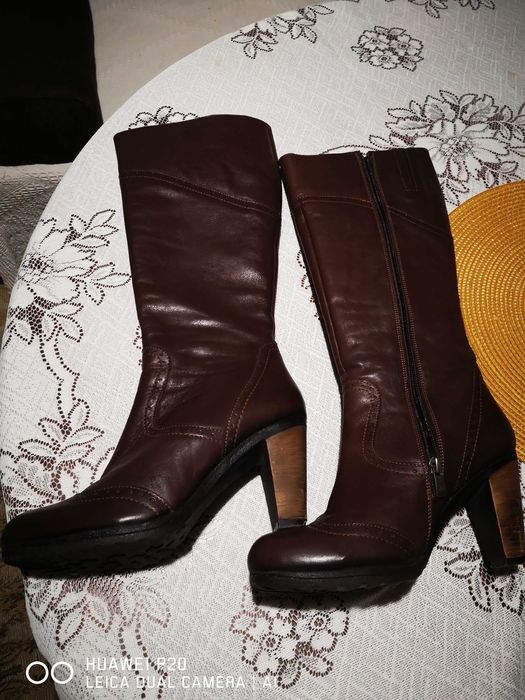 Дамски кожени ботуши Gianni!