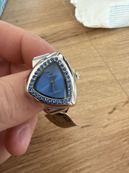 Inel jewel wach cu ceas  nou/swarovski