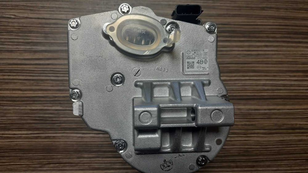 Compresor AC Renault ARKANA / CLIO 5 / CAPTUR / JOGGER NOU SI ORIGINAL 926003211R