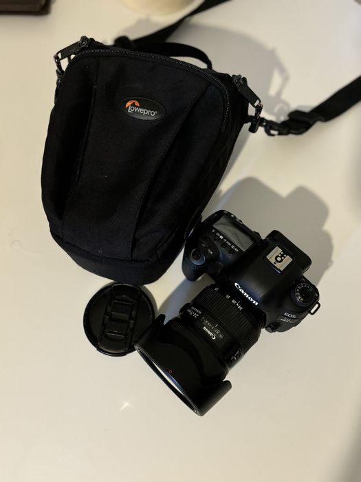 Canon 5D Mark IV + Canon 24-70mm f/2.8 L2 + 3 baterii + 2 incarcatoare