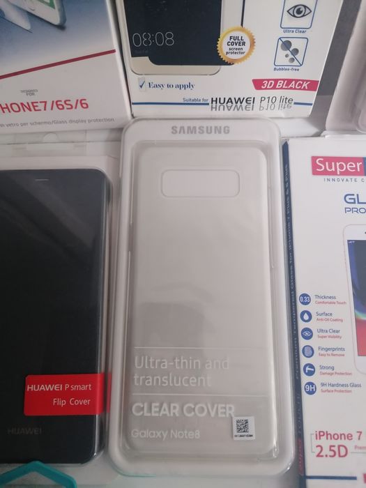 Vând Huse și folie de protecție ecran