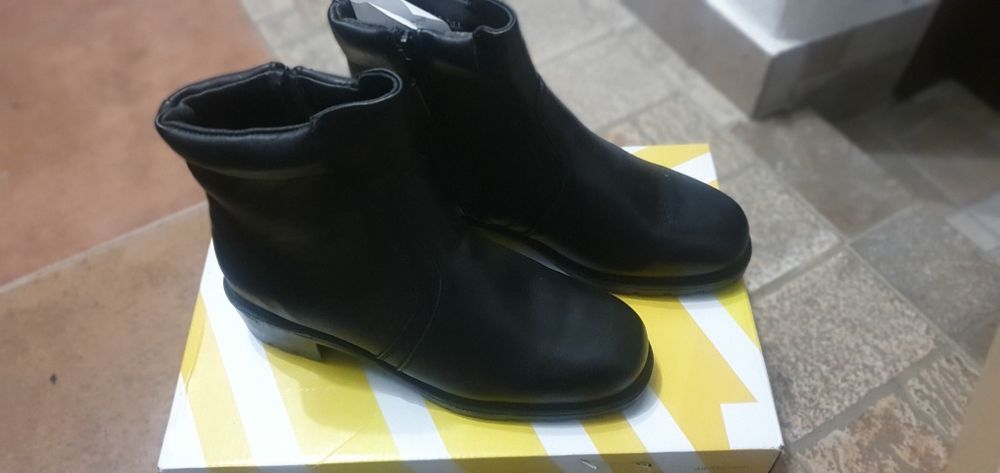 Нови Български кожени Боти 38 номер истински