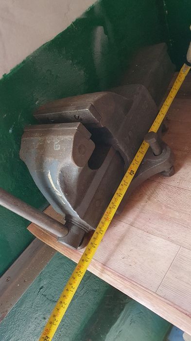 Тиски производства СССР