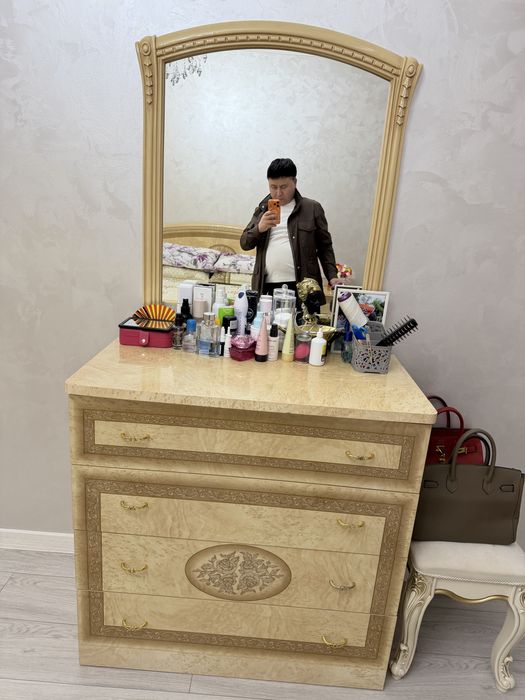 Спальный гарнитуры бу