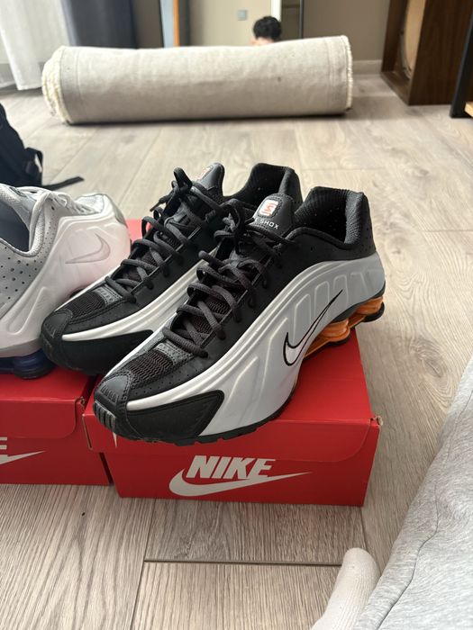 Nike Shox R4 (2 чифта)