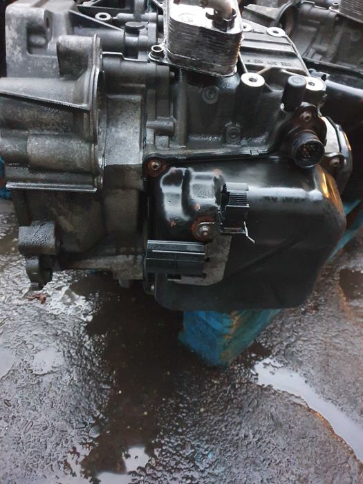 Cutie dsg hxs touran , golf 5, passat , octavia HXS  2.0 tdi