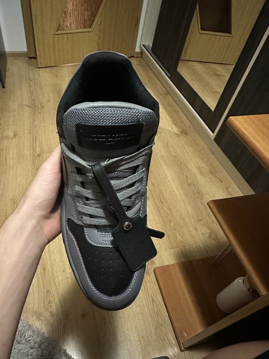 Off White marimea 45