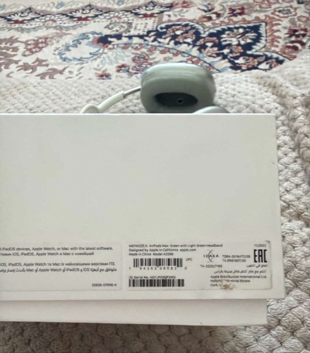 Продам airpods max