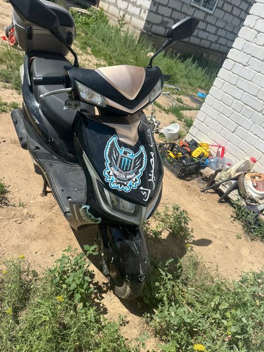 Продам скутер м8